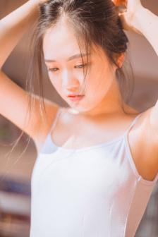 我在无限游戏里挨扌通关
